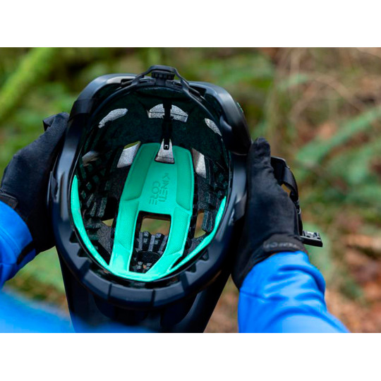 CASCO LAZER - JACKAL KINETICORE MATE CASCO LAZER - JACKAL KINETICORE MATE
