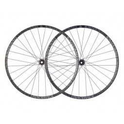 JUEGO DE RUEDAS RACE FACE - TURBINE 29" 15/QR 10/142 (C/ CASQUILLOS)