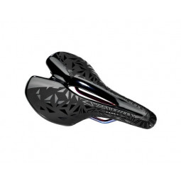 SILLÍN SUPACAZ - INGNITE ITALIANO (143MM) BLACKOUT